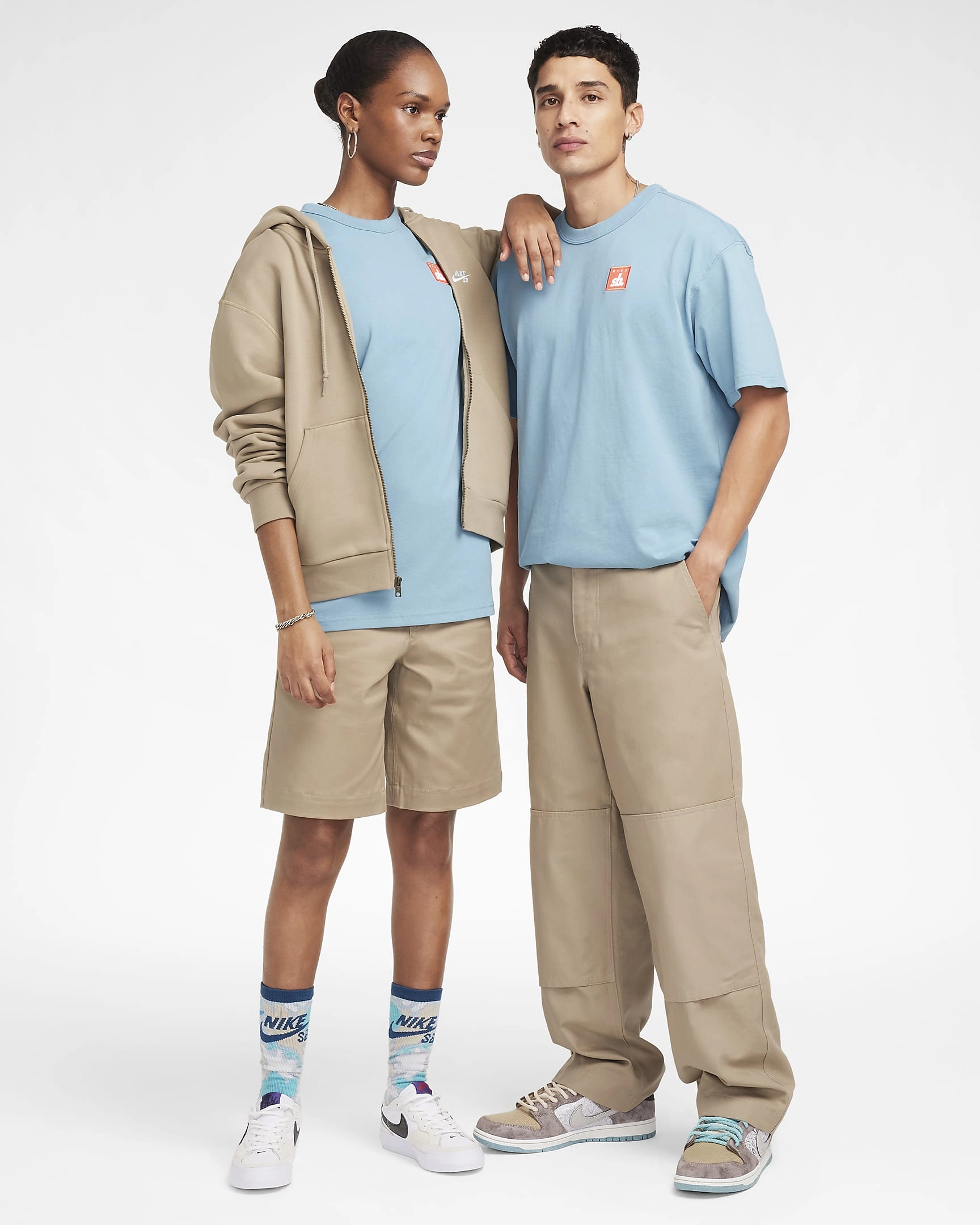 Nike SB Skate T-skjorte: Fang dagen, kjør hardt, kle deg i ikonisk stil.